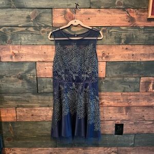 Tahari Navy and gold cocktail dress sz 12